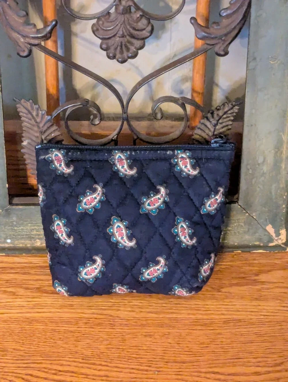 Vera Bradley Retired Navy Paisley Quilted Cosmetic Bag